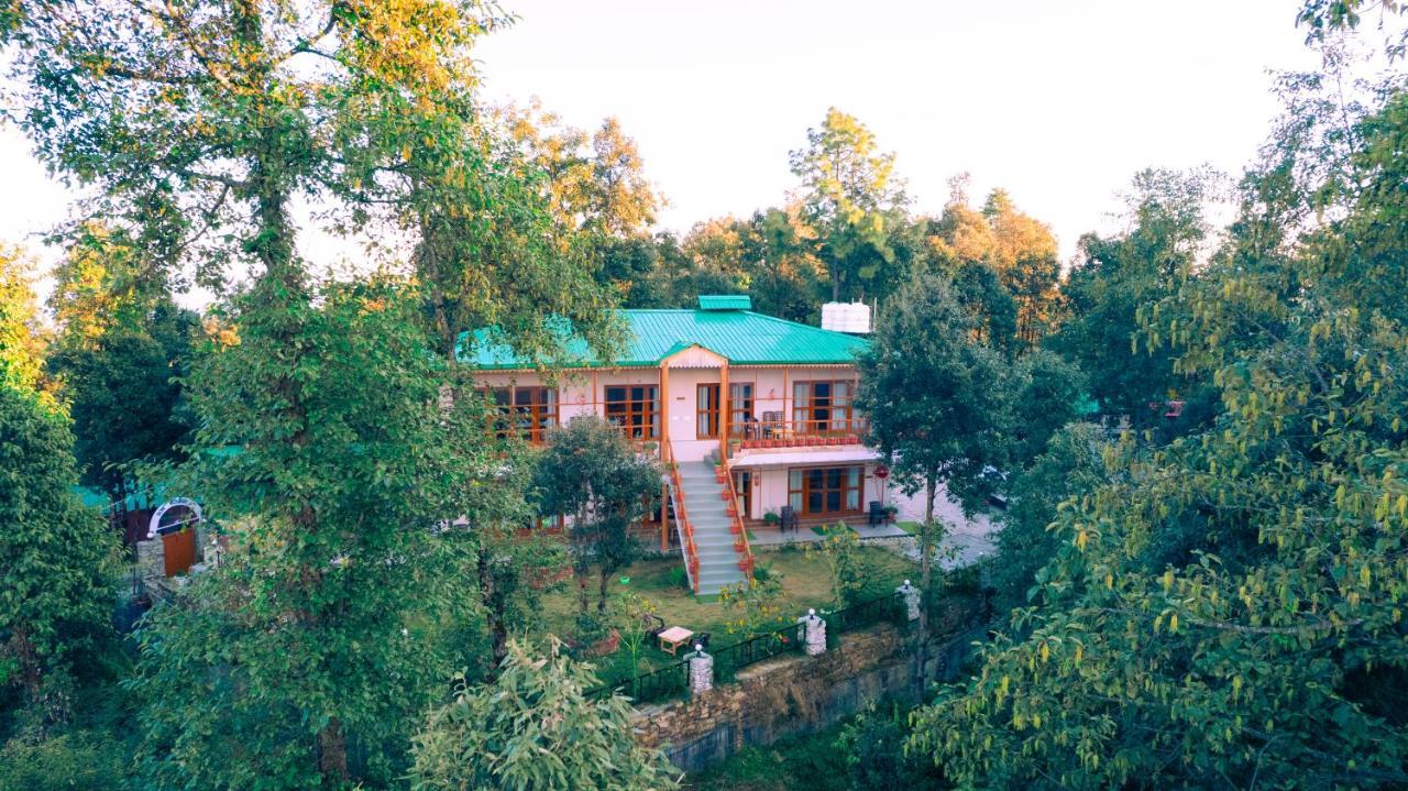 The Himalayan Woods, * Chaukori