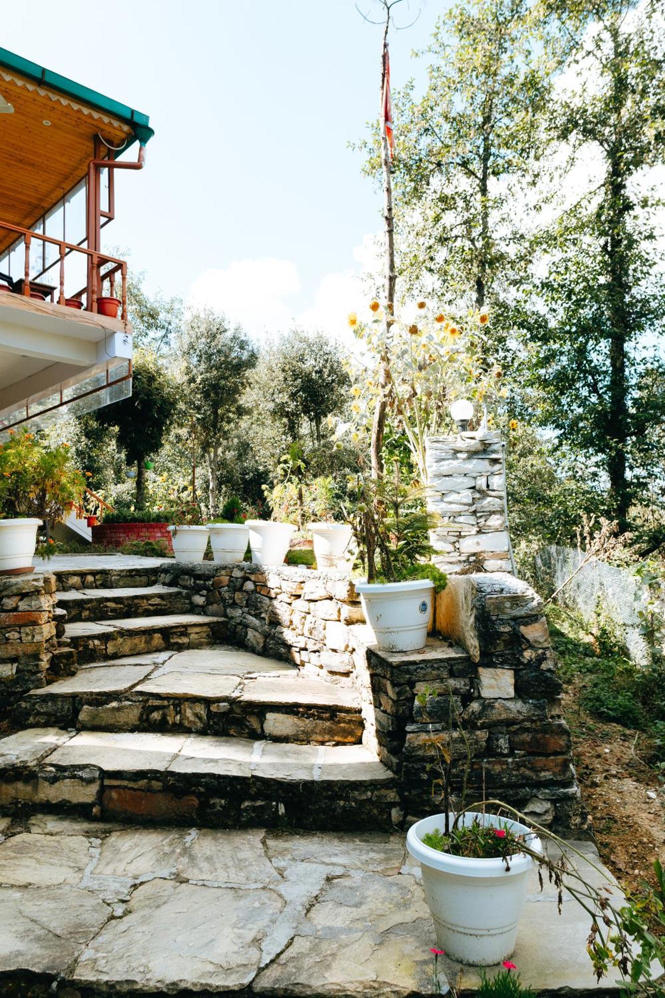 Homestay The Himalayan Woods, *