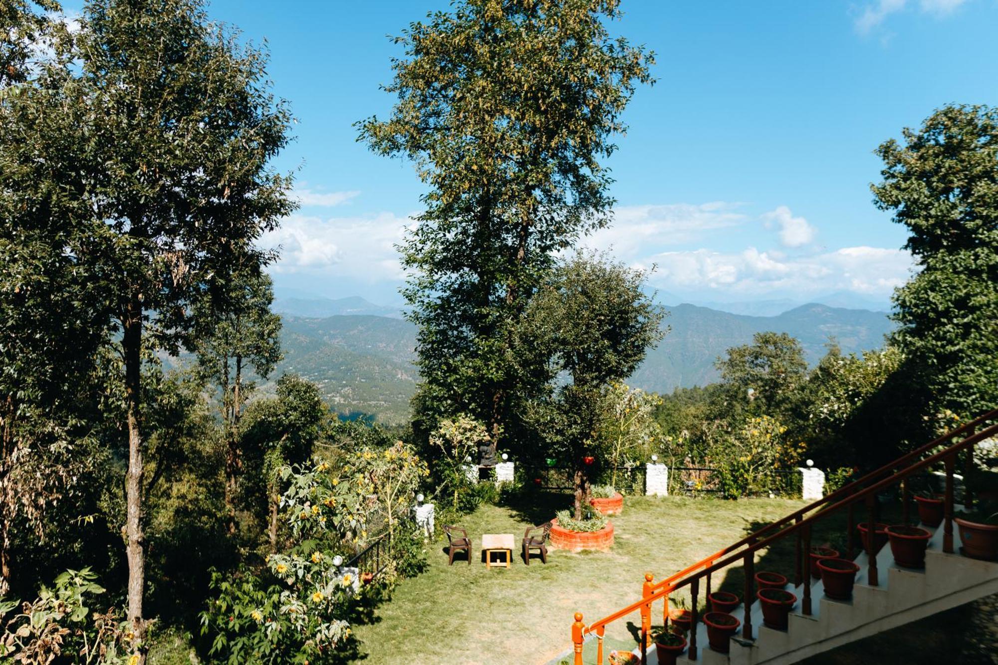 Homestay The Himalayan Woods, *