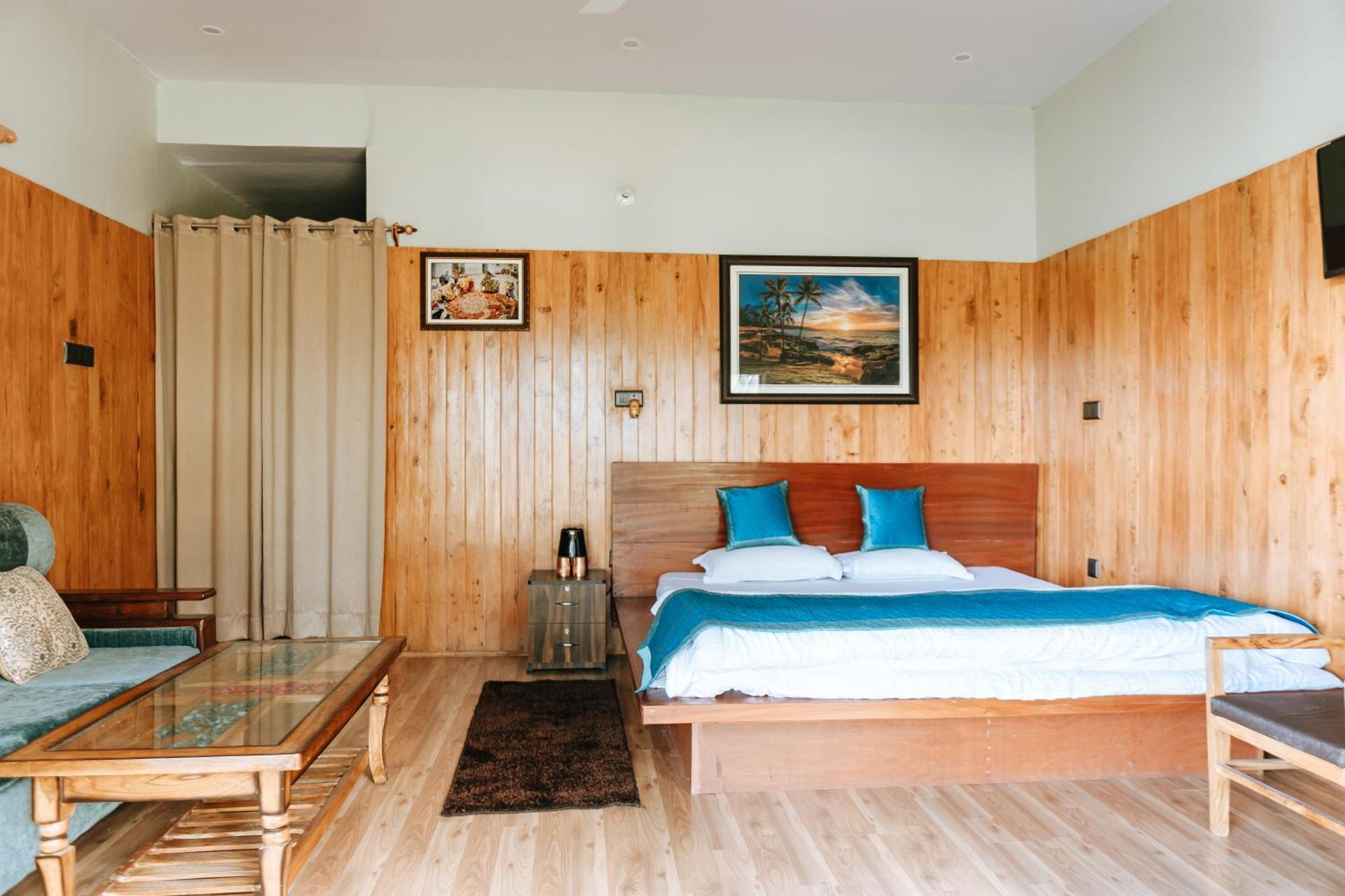 Homestay The Himalayan Woods,