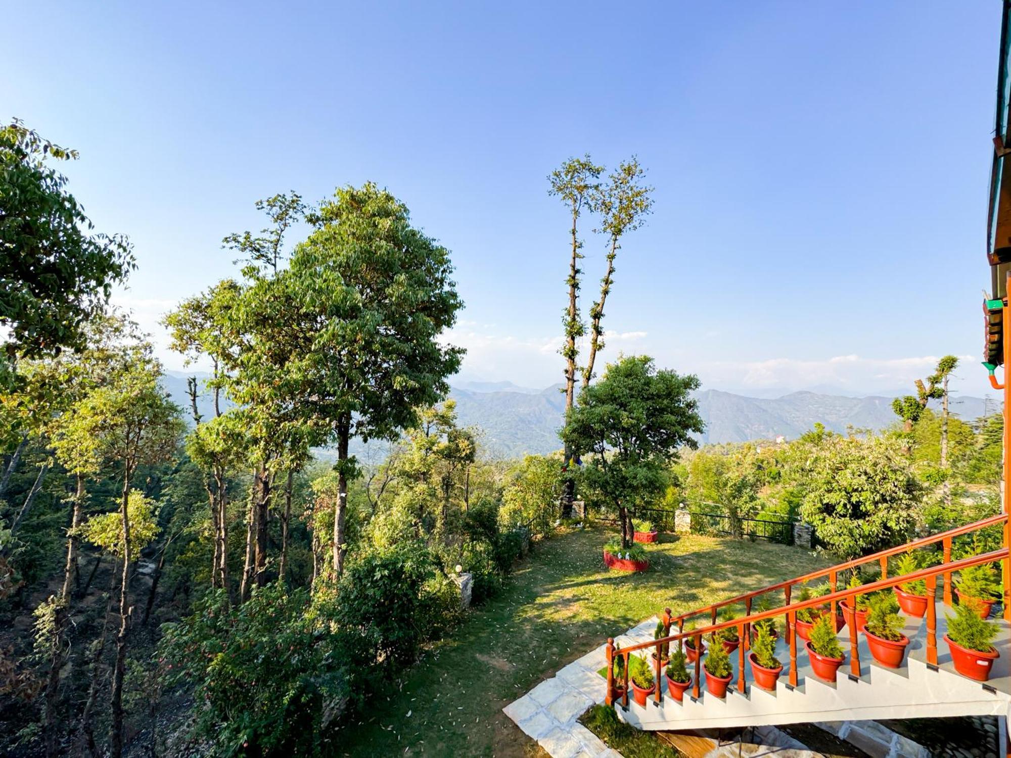 The Himalayan Woods, Homestay